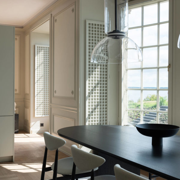 bright, spacious and modern house