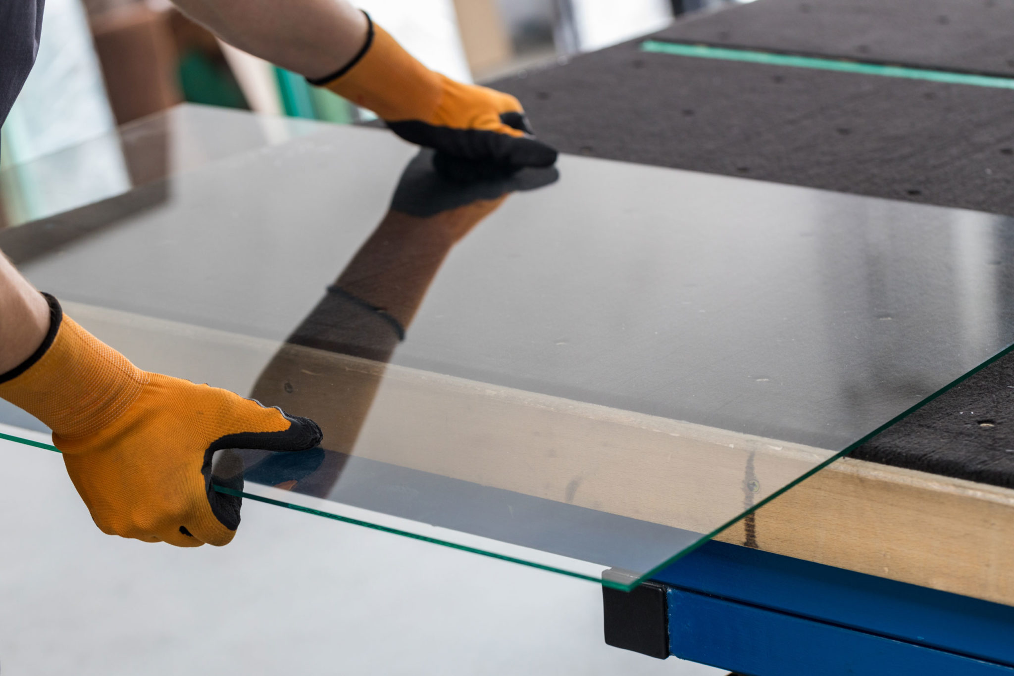 glazier lifting that table glass